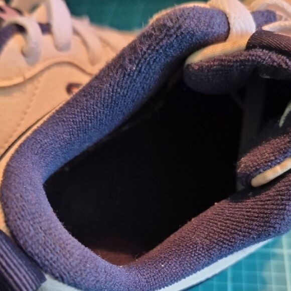 Nike White and Pink Sneakers Classic Air Force 1 Design - Picture 3 of 10